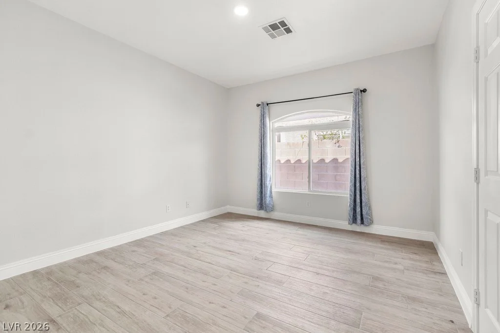 2588 Mizzoni, Henderson, NV 89052