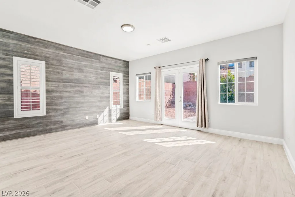 2588 Mizzoni, Henderson, NV 89052