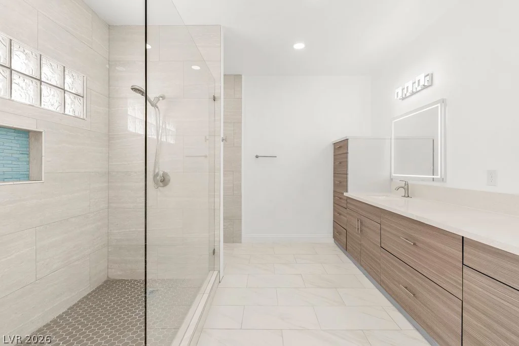 2588 Mizzoni, Henderson, NV 89052