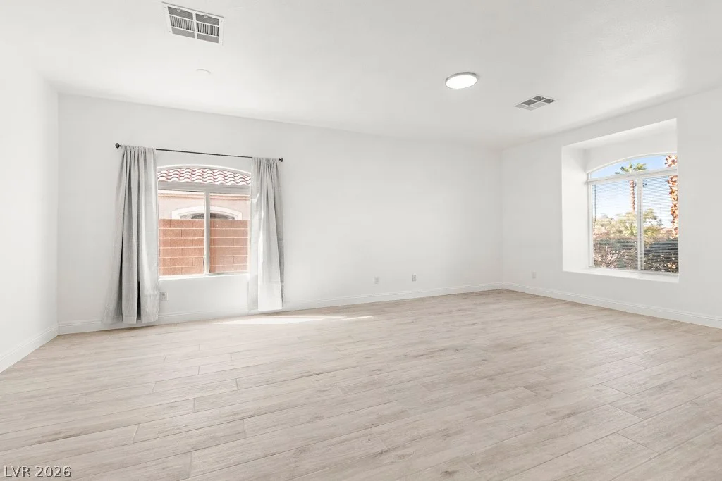 2588 Mizzoni, Henderson, NV 89052
