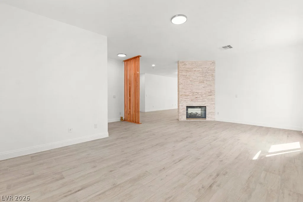 2588 Mizzoni, Henderson, NV 89052