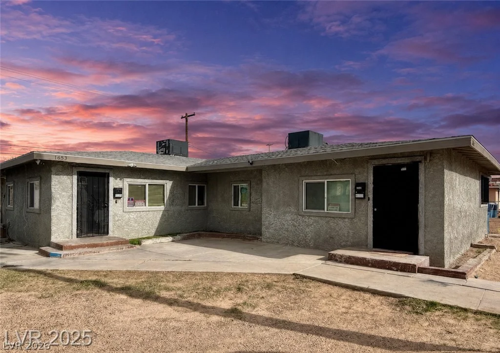 1651 Cadillac, Las Vegas, NV 89106