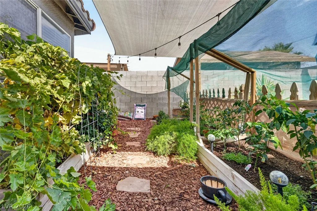 511 Coolidge, Henderson, NV 89015