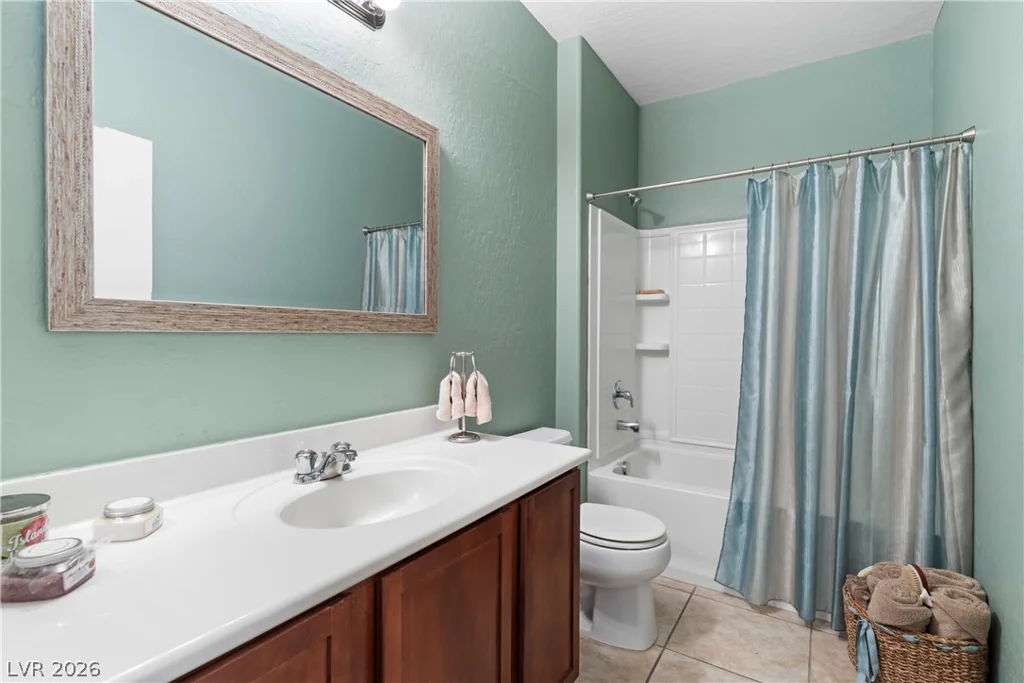 6868 Sky Pointe, Las Vegas, NV 89131