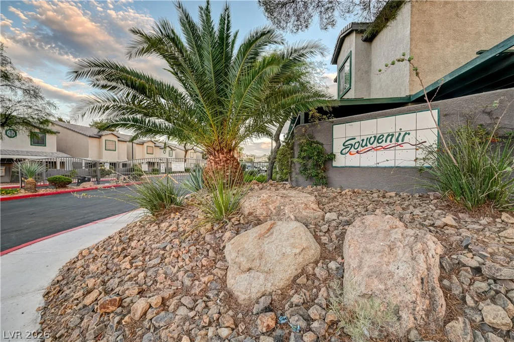 5598 Coder, Las Vegas, NV 89118
