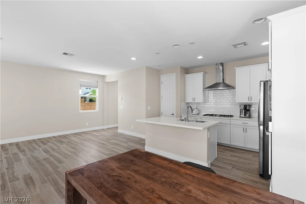 1049 Williamtown, North Las Vegas, NV 89084