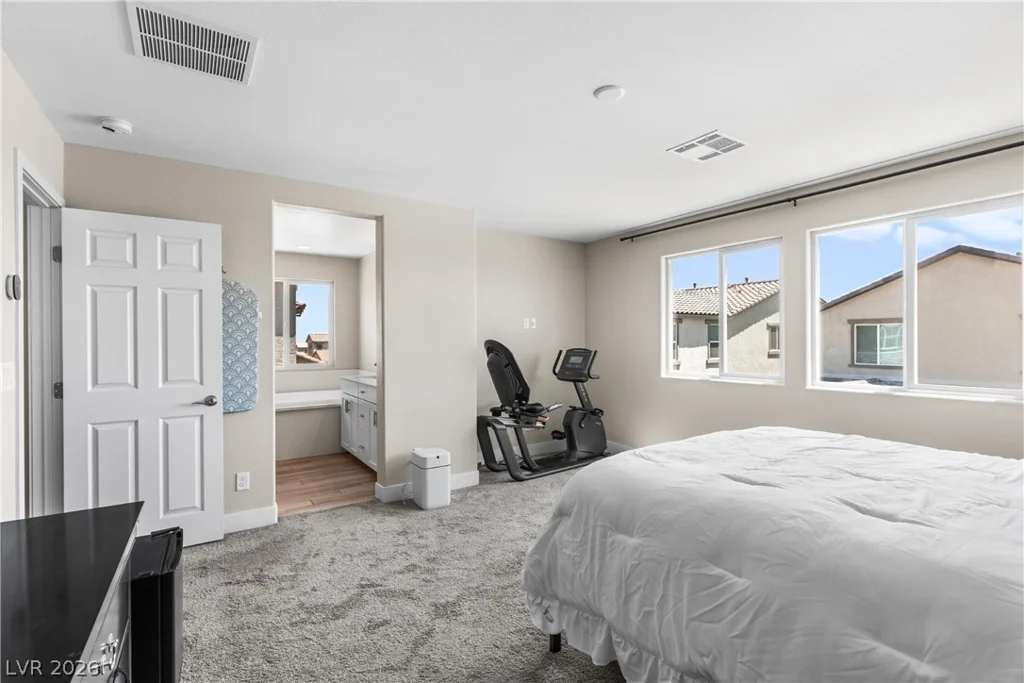 1049 Williamtown, North Las Vegas, NV 89084
