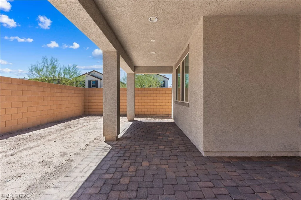 1049 Williamtown, North Las Vegas, NV 89084