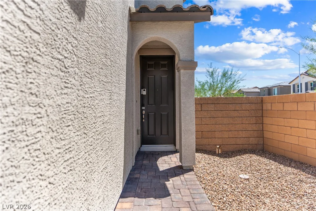 1049 Williamtown, North Las Vegas, NV 89084