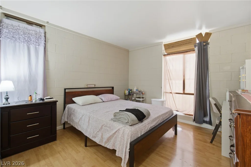 2740 Reynolds, North Las Vegas, NV 89030