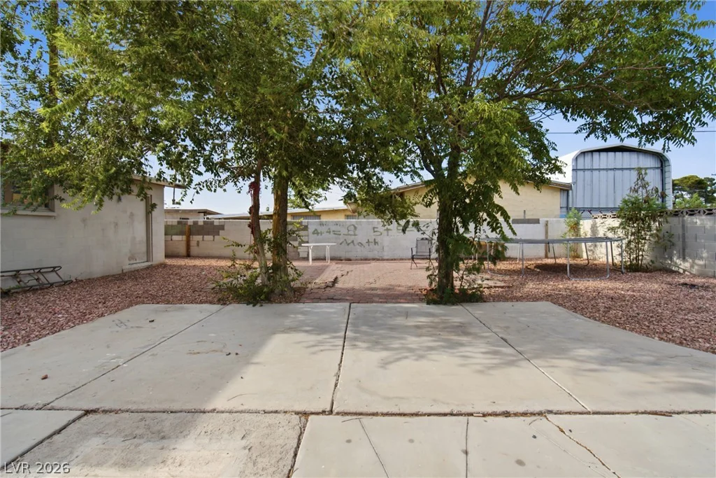 2740 Reynolds, North Las Vegas, NV 89030