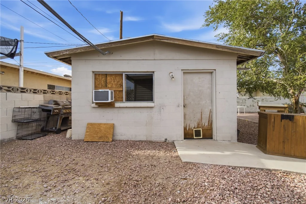 2740 Reynolds, North Las Vegas, NV 89030
