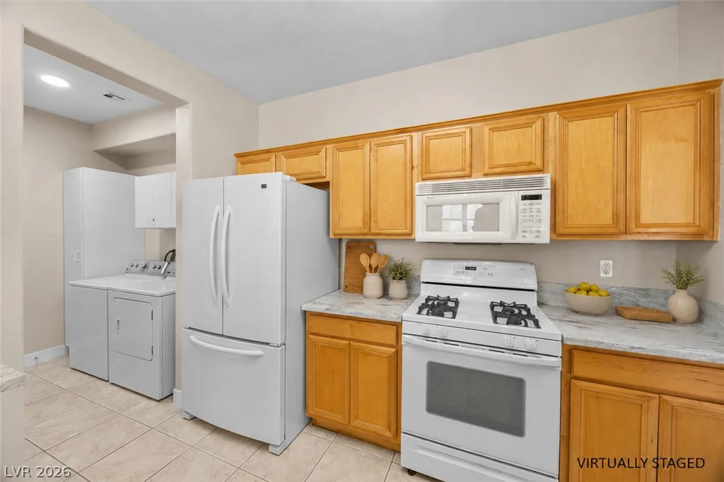 717 Peachy Canyon, Las Vegas, NV 89144