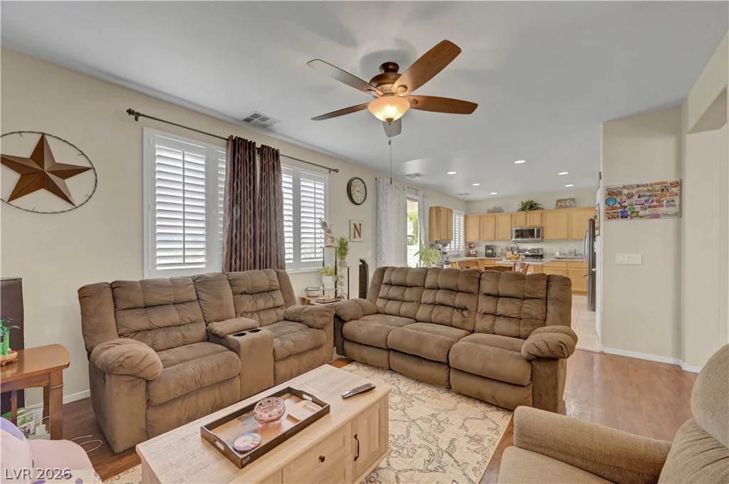 5622 Doe Springs, North Las Vegas, NV 89031