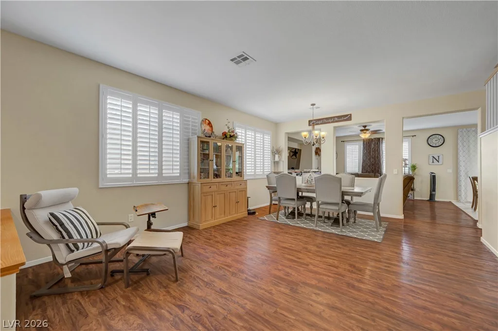 5622 Doe Springs, North Las Vegas, NV 89031