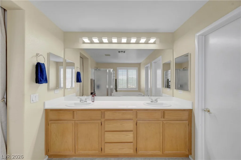 5622 Doe Springs, North Las Vegas, NV 89031