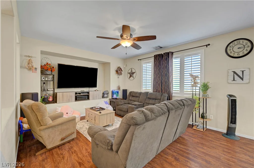 5622 Doe Springs, North Las Vegas, NV 89031