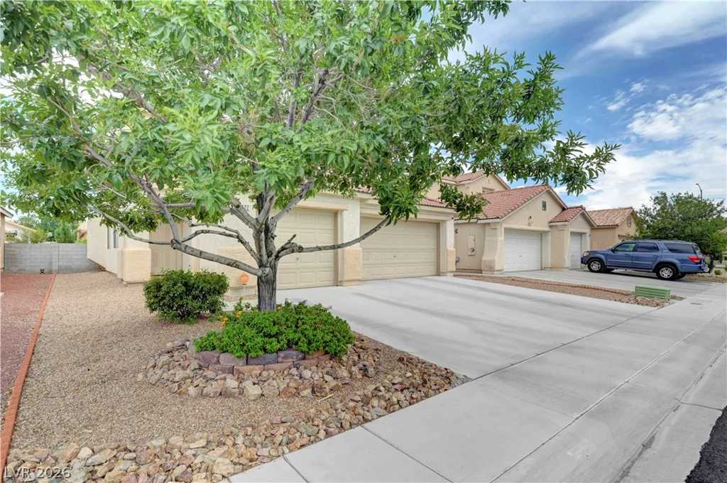 5622 Doe Springs, North Las Vegas, NV 89031