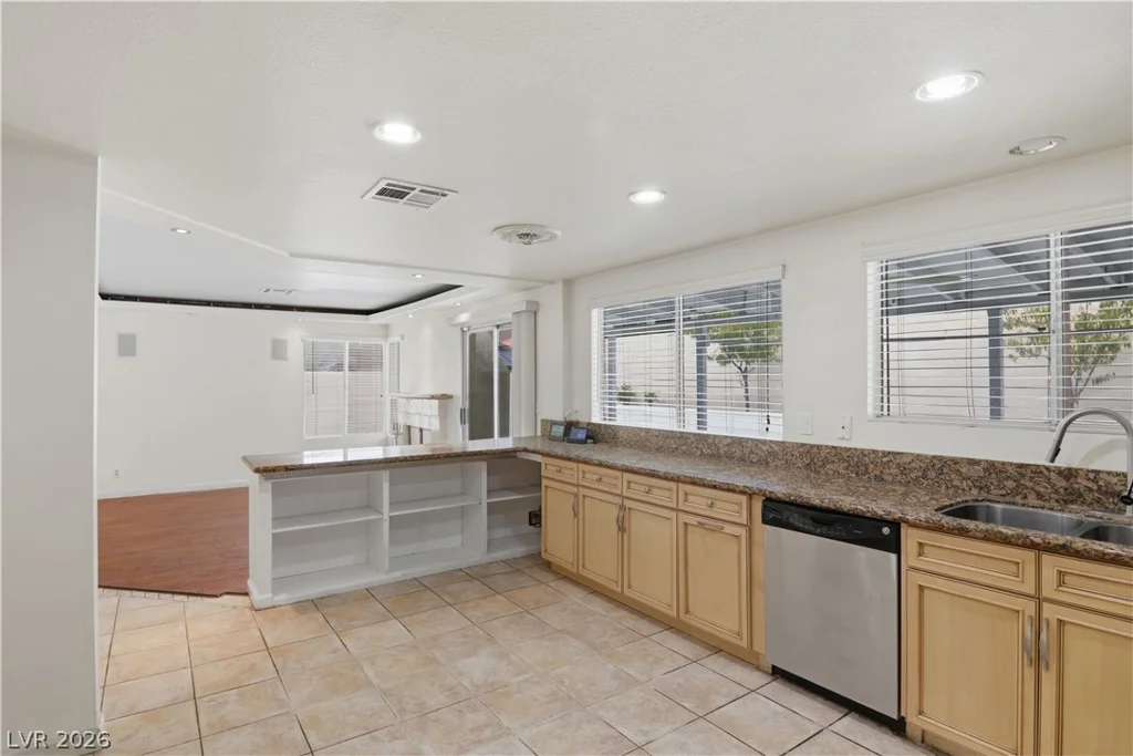 4727 Beaconsfield, Las Vegas, NV 89147