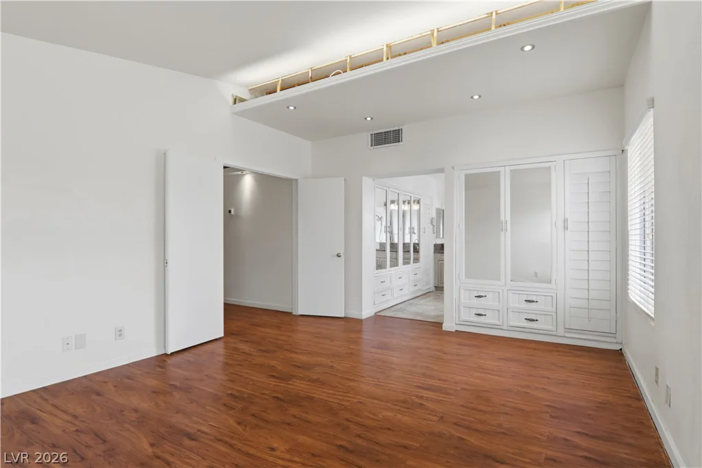 4727 Beaconsfield, Las Vegas, NV 89147