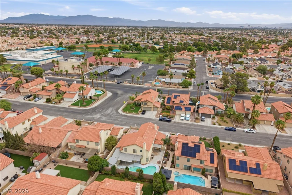 4727 Beaconsfield, Las Vegas, NV 89147