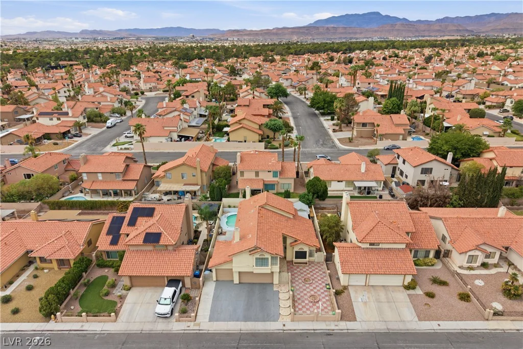 4727 Beaconsfield, Las Vegas, NV 89147
