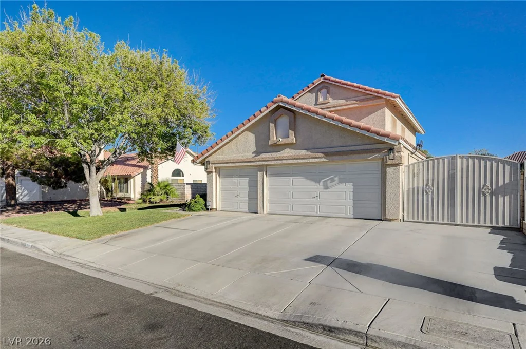 1717 Heather Oaks, North Las Vegas, NV 89031