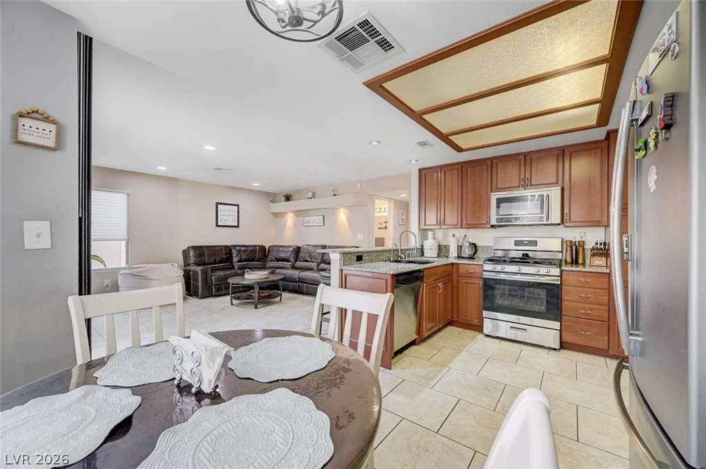 1717 Heather Oaks, North Las Vegas, NV 89031