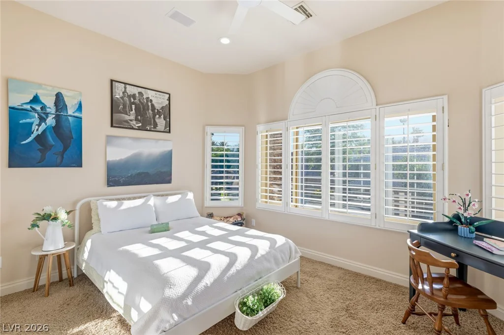 2004 Slow Wind, Las Vegas, NV 89134