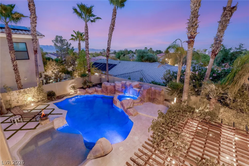 2004 Slow Wind, Las Vegas, NV 89134