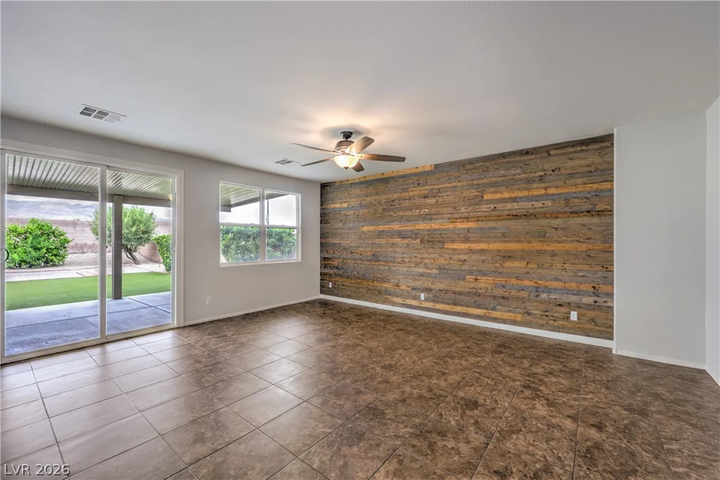 6425 Trautman, Las Vegas, NV 89149