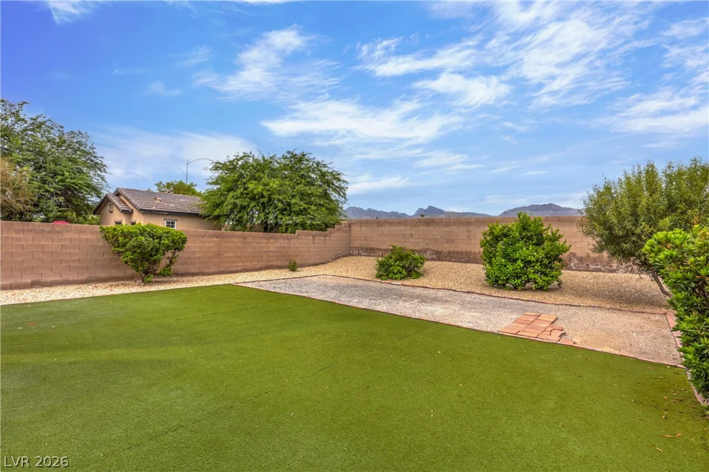 6425 Trautman, Las Vegas, NV 89149