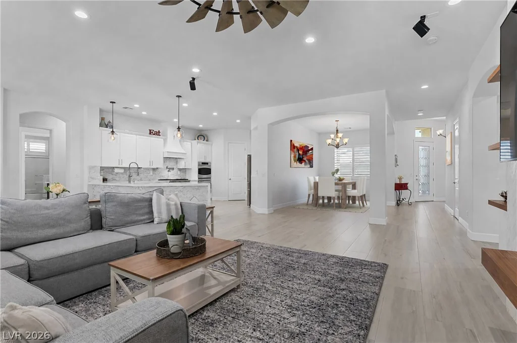 7631 Gracemoor, Las Vegas, NV 89149
