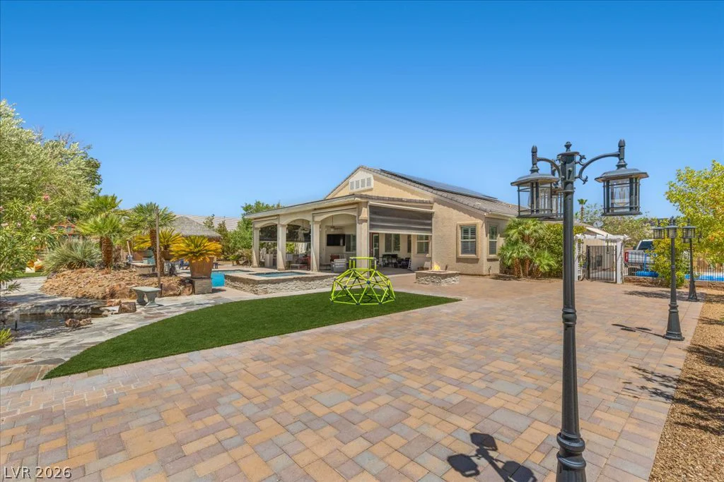 7631 Gracemoor, Las Vegas, NV 89149