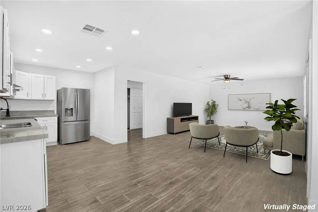 617 11th, Las Vegas, NV 89101