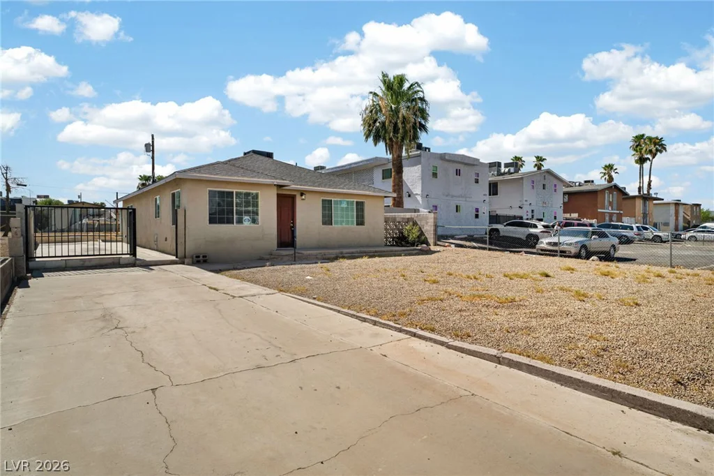 617 11th, Las Vegas, NV 89101