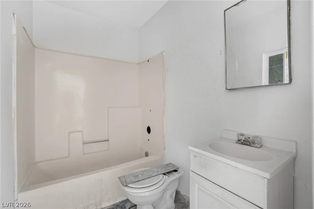 617 11th, Las Vegas, NV 89101