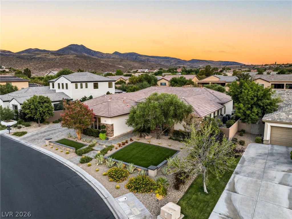 41 Hassayampa, Henderson, NV 89052