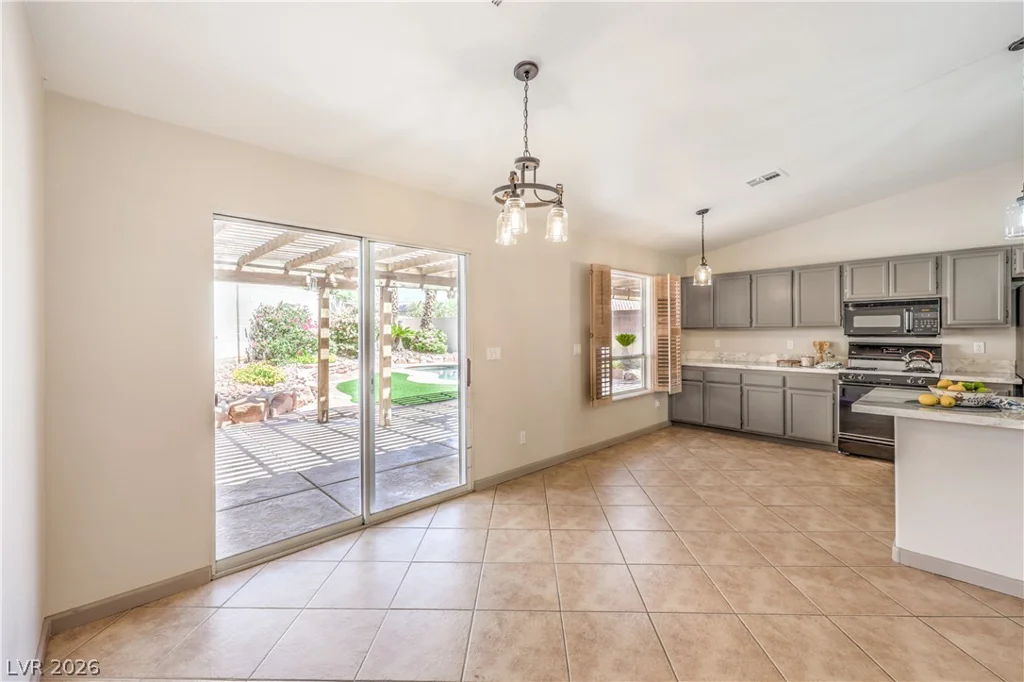 5011 Rio Colorado, North Las Vegas, NV 89031