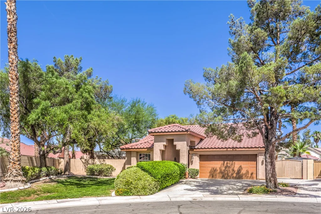 5011 Rio Colorado, North Las Vegas, NV 89031