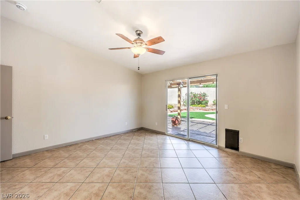 5011 Rio Colorado, North Las Vegas, NV 89031