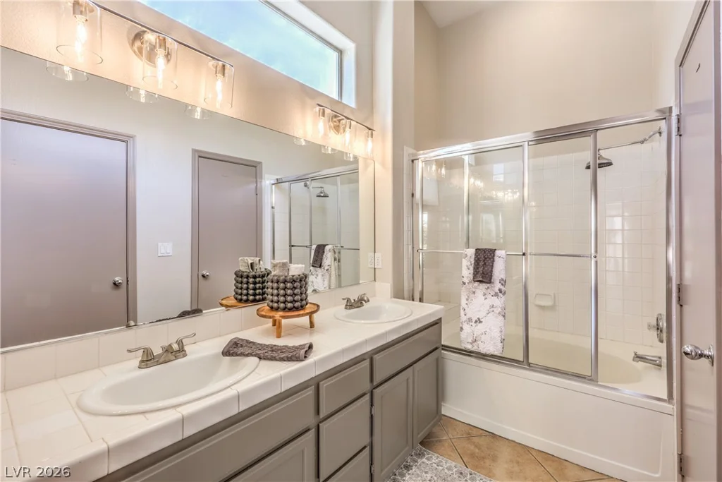 5011 Rio Colorado, North Las Vegas, NV 89031