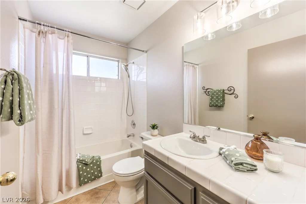 5011 Rio Colorado, North Las Vegas, NV 89031