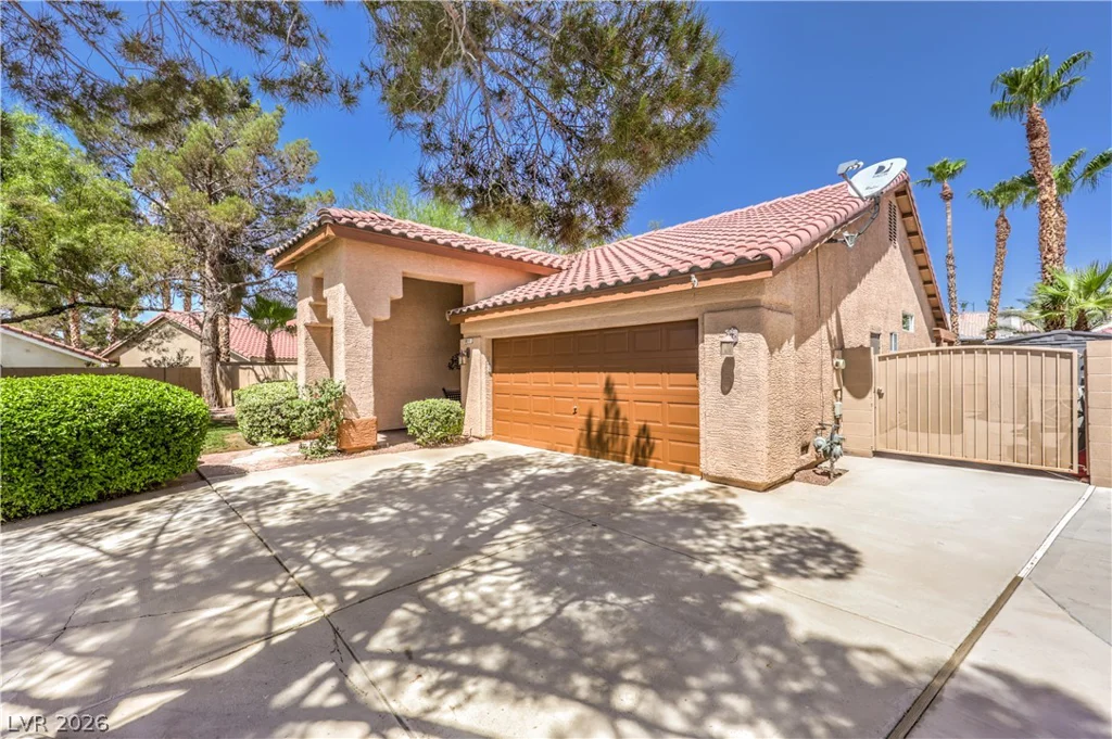 5011 Rio Colorado, North Las Vegas, NV 89031