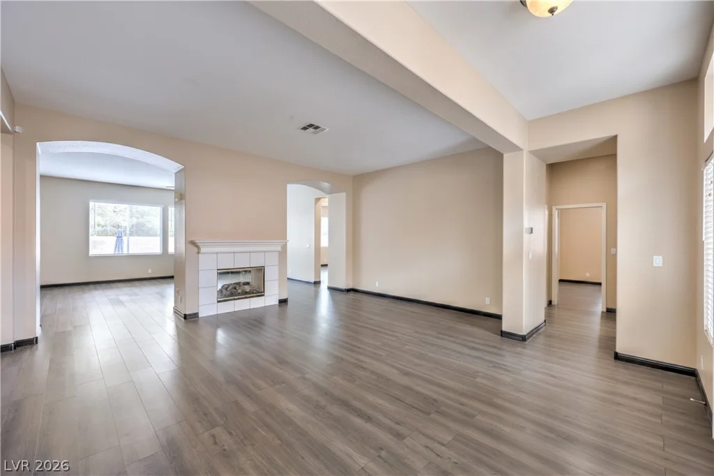 1423 Silent Sunset, North Las Vegas, NV 89084