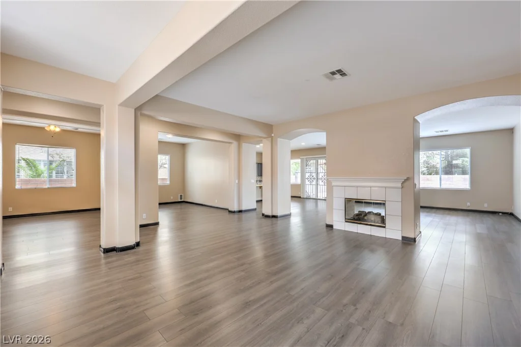 1423 Silent Sunset, North Las Vegas, NV 89084