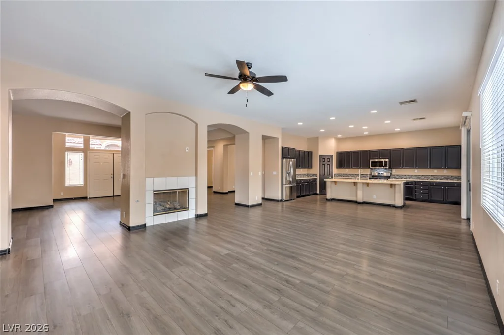 1423 Silent Sunset, North Las Vegas, NV 89084