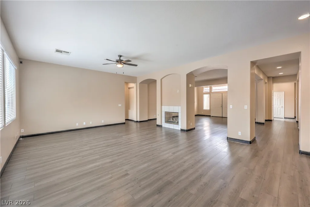 1423 Silent Sunset, North Las Vegas, NV 89084