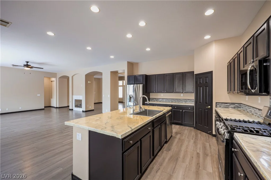 1423 Silent Sunset, North Las Vegas, NV 89084
