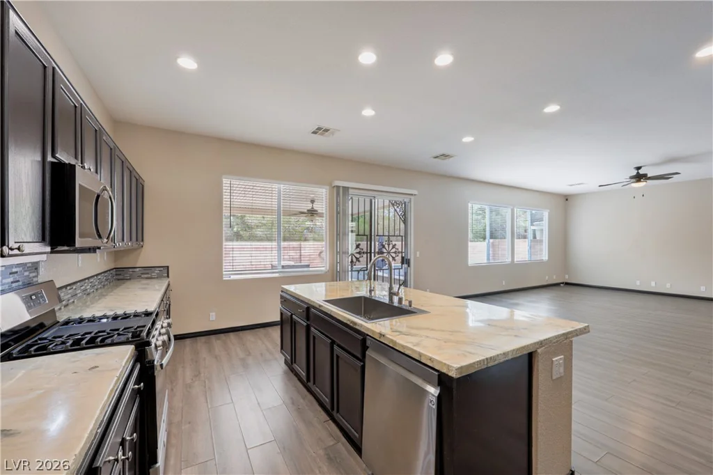 1423 Silent Sunset, North Las Vegas, NV 89084